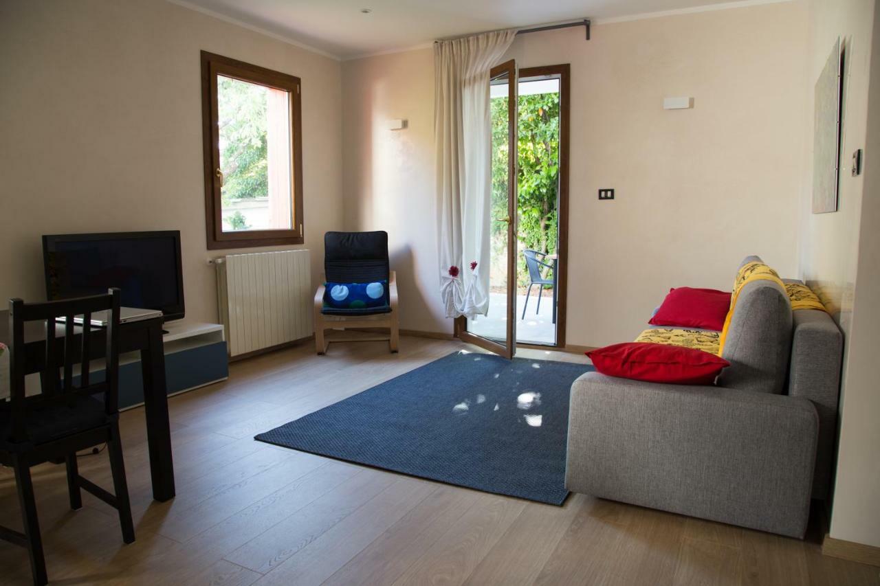סיסטיאנה Appartamento Con Giardino Le Querce מראה חיצוני תמונה
